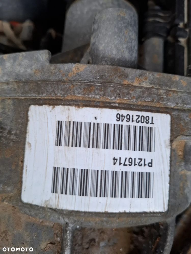 VOLVO XC40 TYLNY DYFER T4 T5 P1216552 - 3