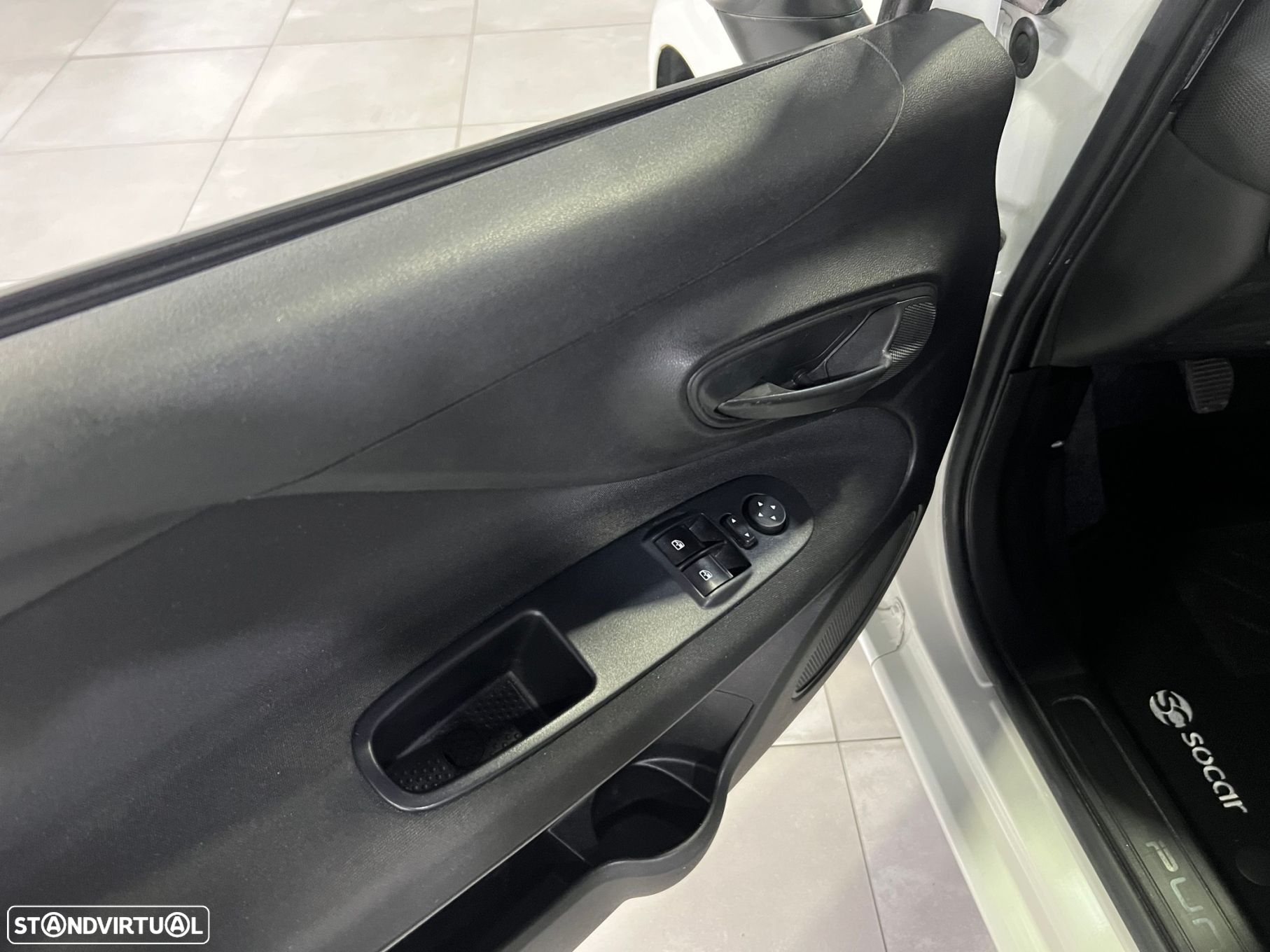 Fiat Punto 1.2 Lounge Start&Stop - 17