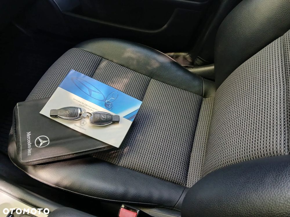 Mercedes-Benz Klasa C 180 Kompressor Automatik Avantgarde - 32