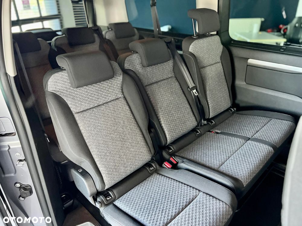 Peugeot Traveller 2.2 BlueHDi Long Business EAT8 - 9