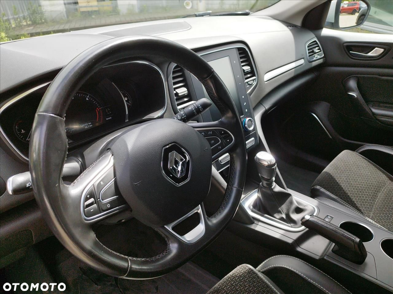 Renault Megane 1.5 Blue dCi Intens - 8