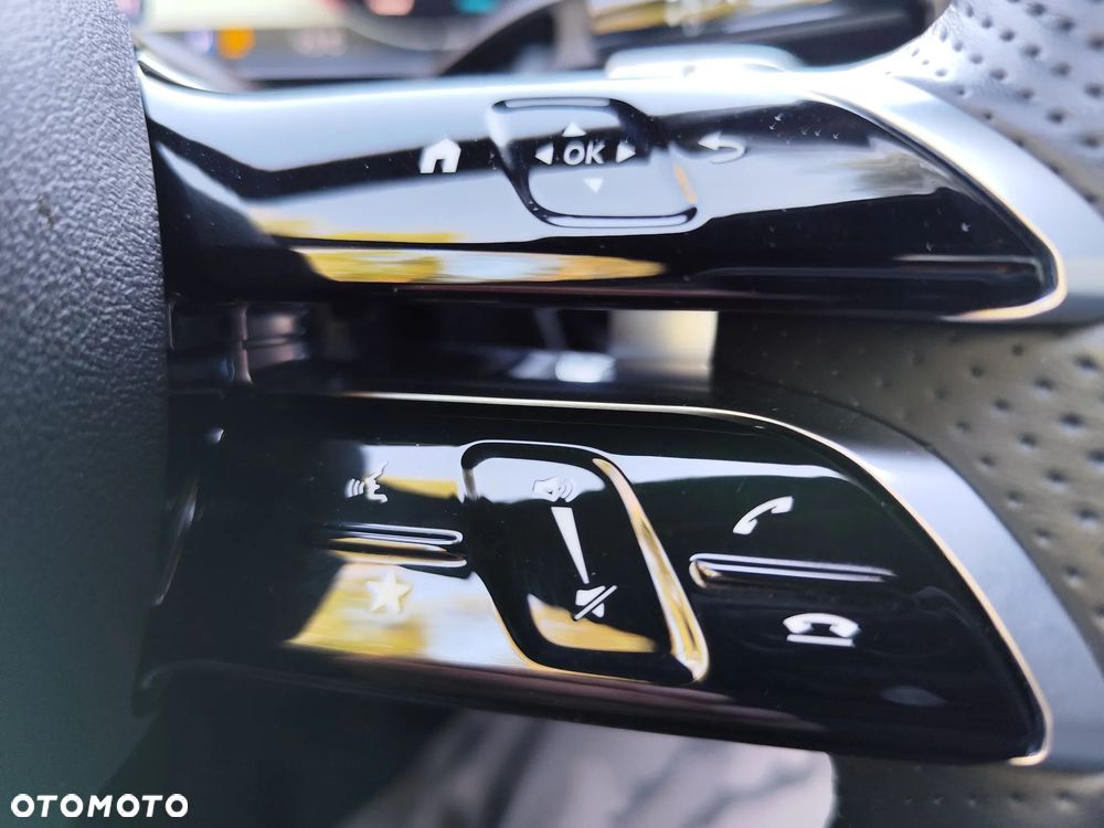 Mercedes-Benz Klasa E 220 d mHEV AMG 9G-Tronic - 18