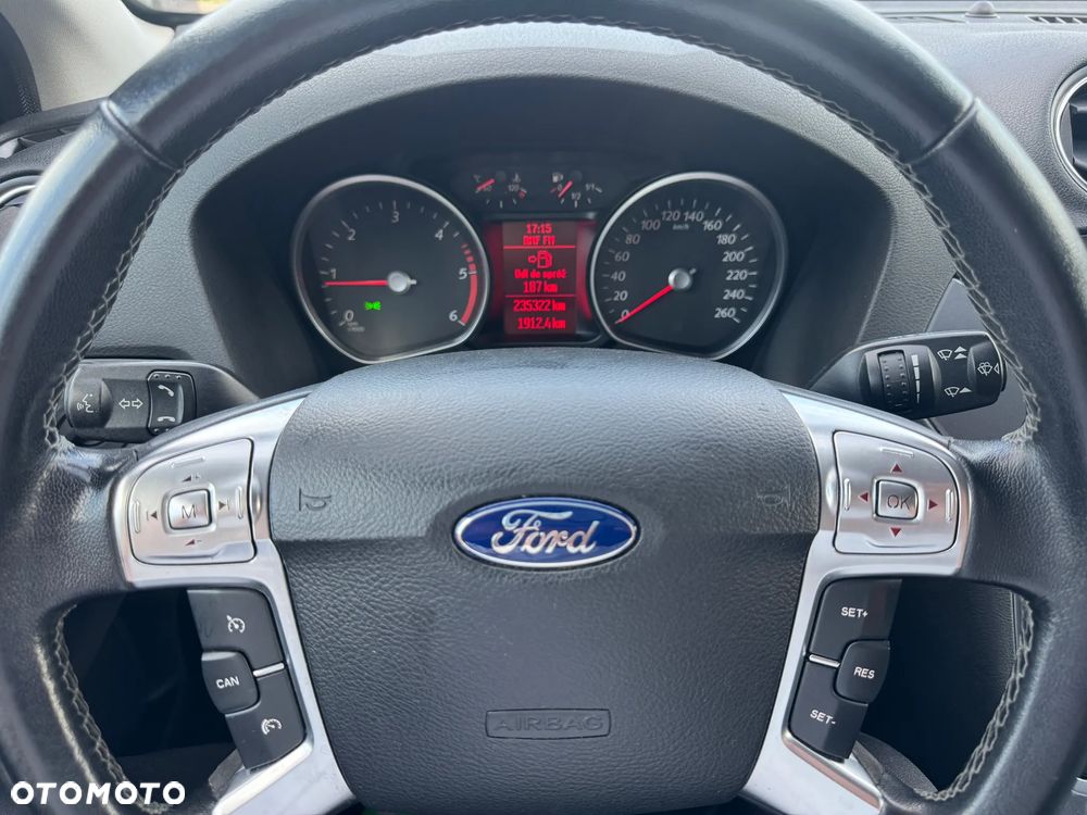 Ford Mondeo 2.0 TDCi Business Edition - 17