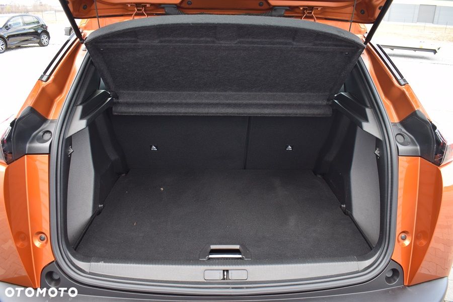 Peugeot 2008 PureTech 130 Stop&Start EAT6 Allure - 11