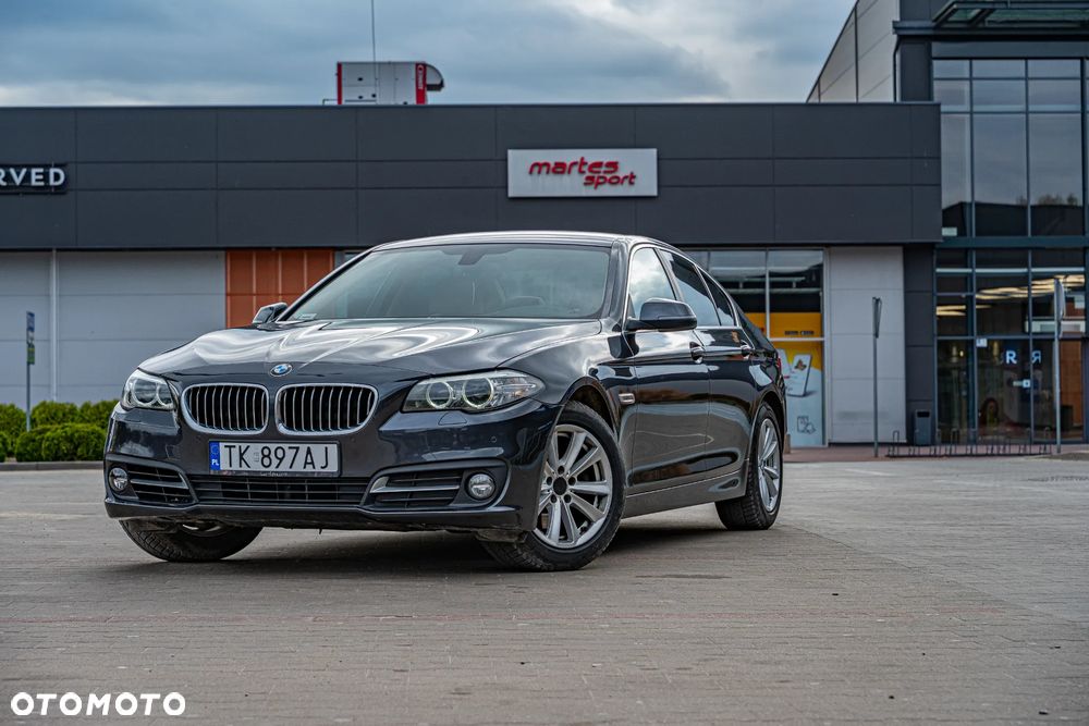 BMW Seria 5 520d xDrive - 1