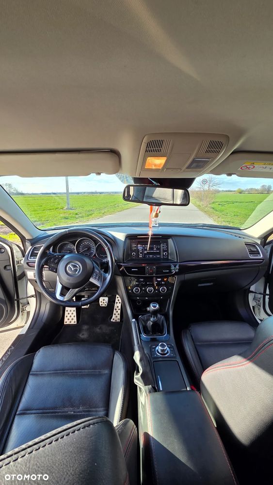 Mazda 6 - 15