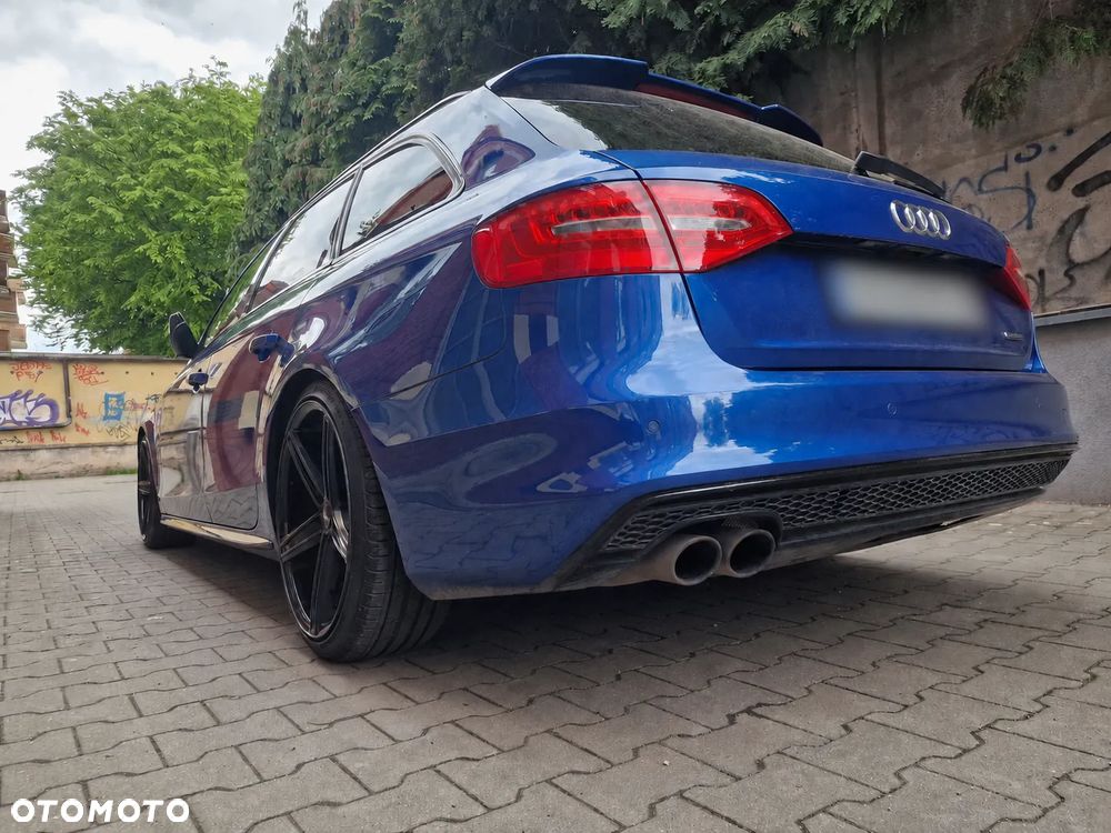 Audi A4 Avant 2.0 TDI quattro - 13