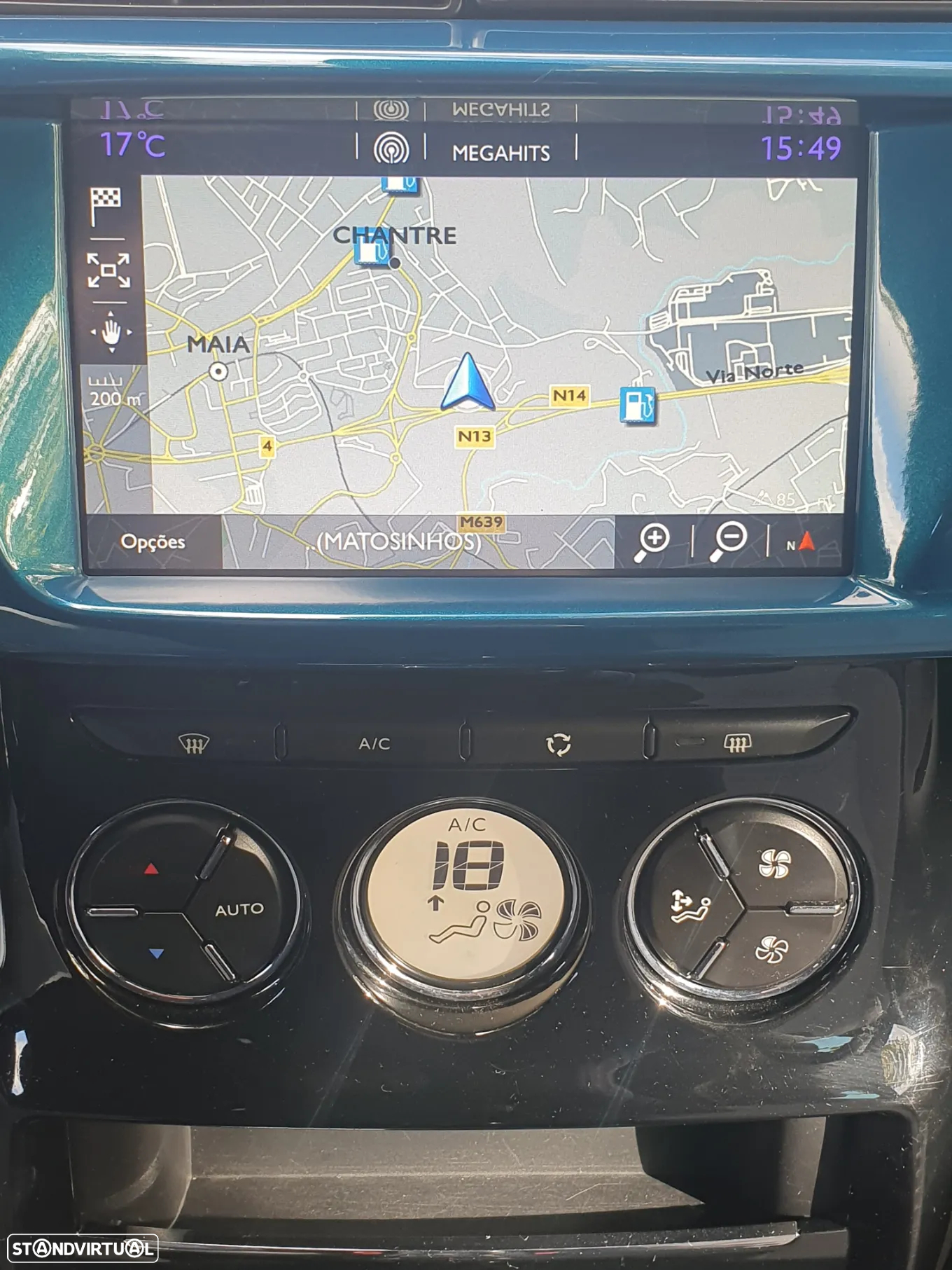 Citroën DS3 BlueHDi 100 SoChic - 11