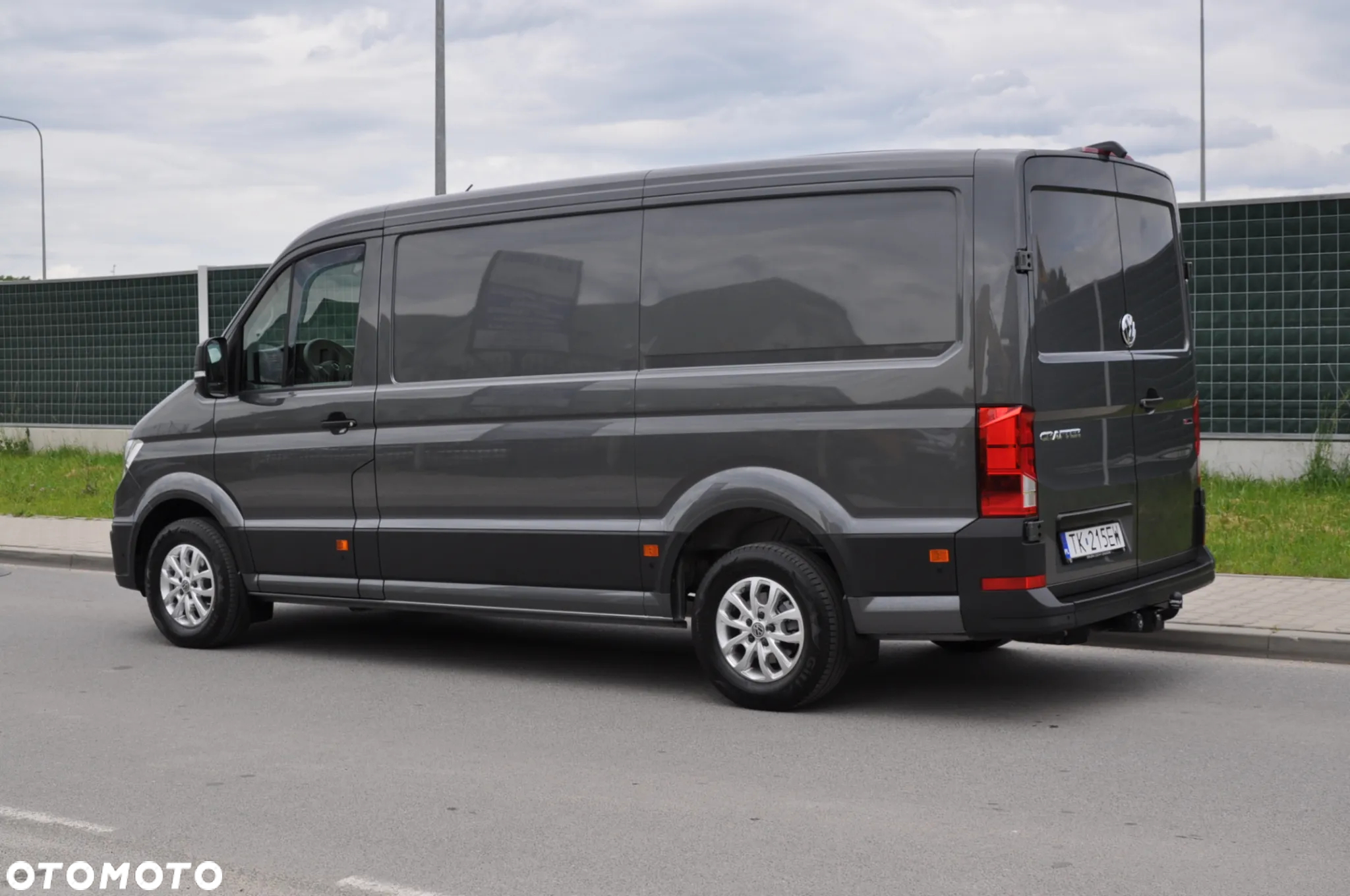 Volkswagen CRAFTER 2.0 TDI Furgon 4Motion AUTOMAT 8-G Na Gwarancji Bezwypadkowy I Właściciel Krajowy Mały Przebieg - 34