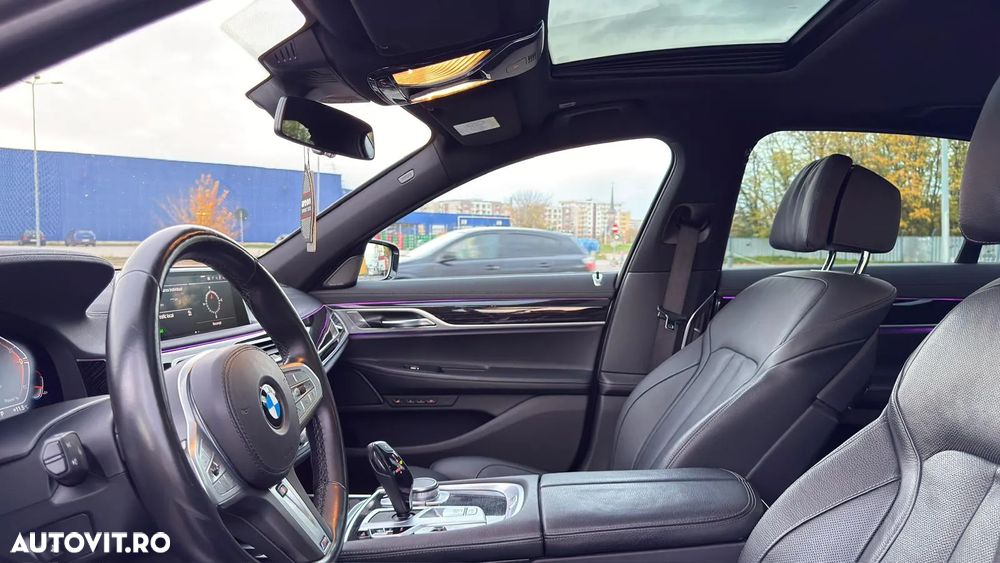 BMW Seria 7 730d xDrive MHEV - 18