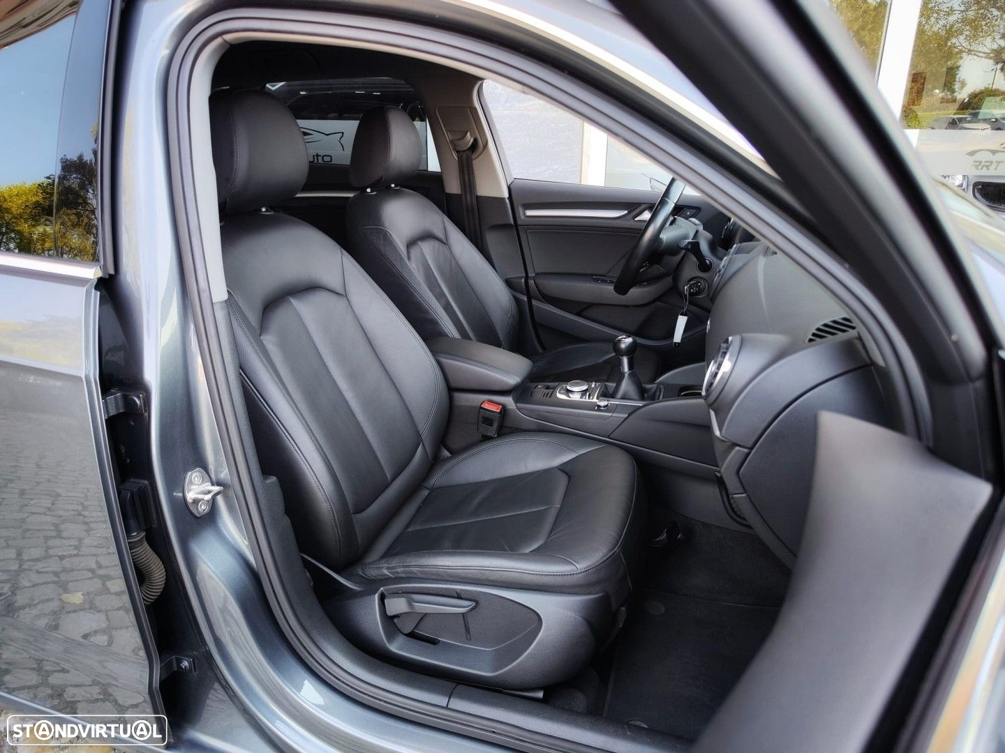 Audi A3 Sportback 1.6 TDI Advance - 25
