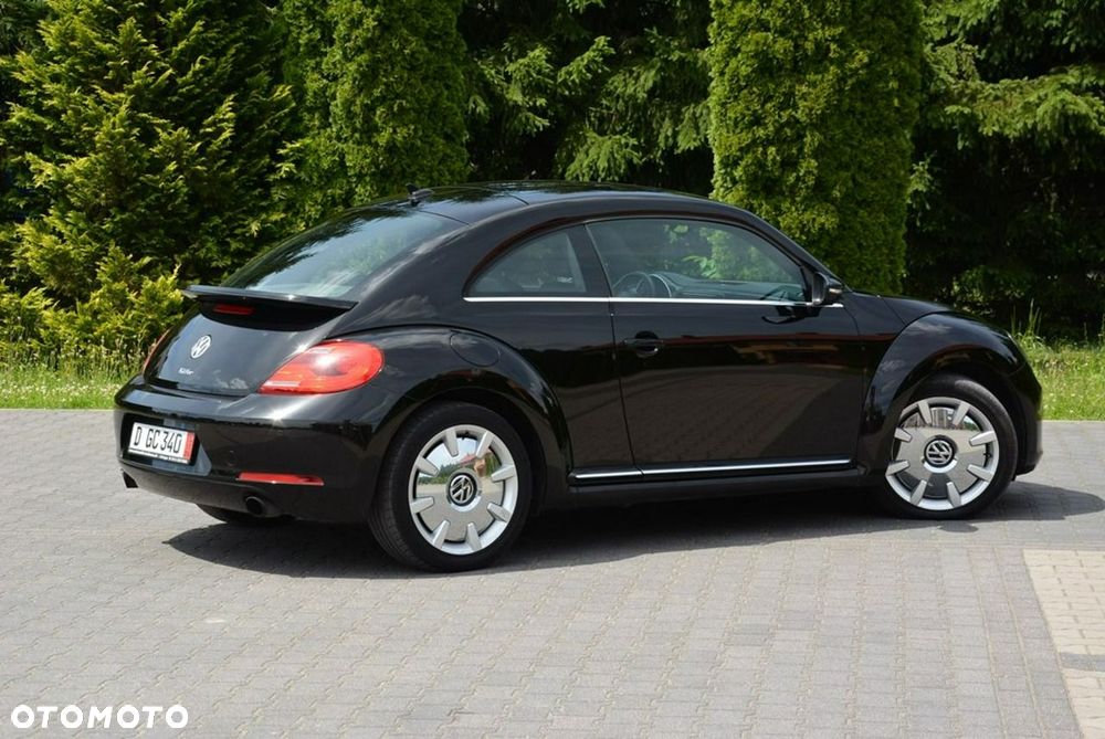 Volkswagen New Beetle - 5