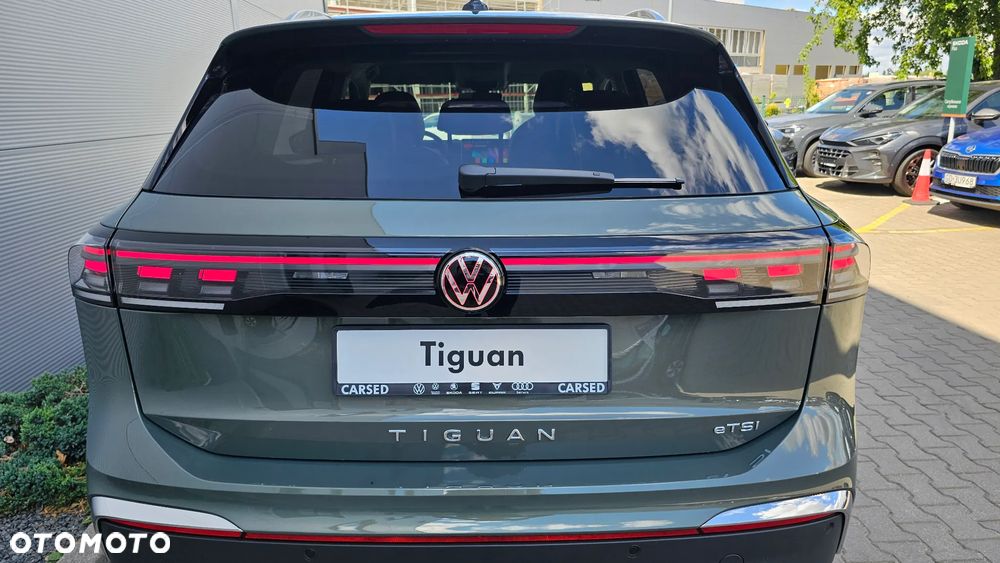 Volkswagen Tiguan - 14