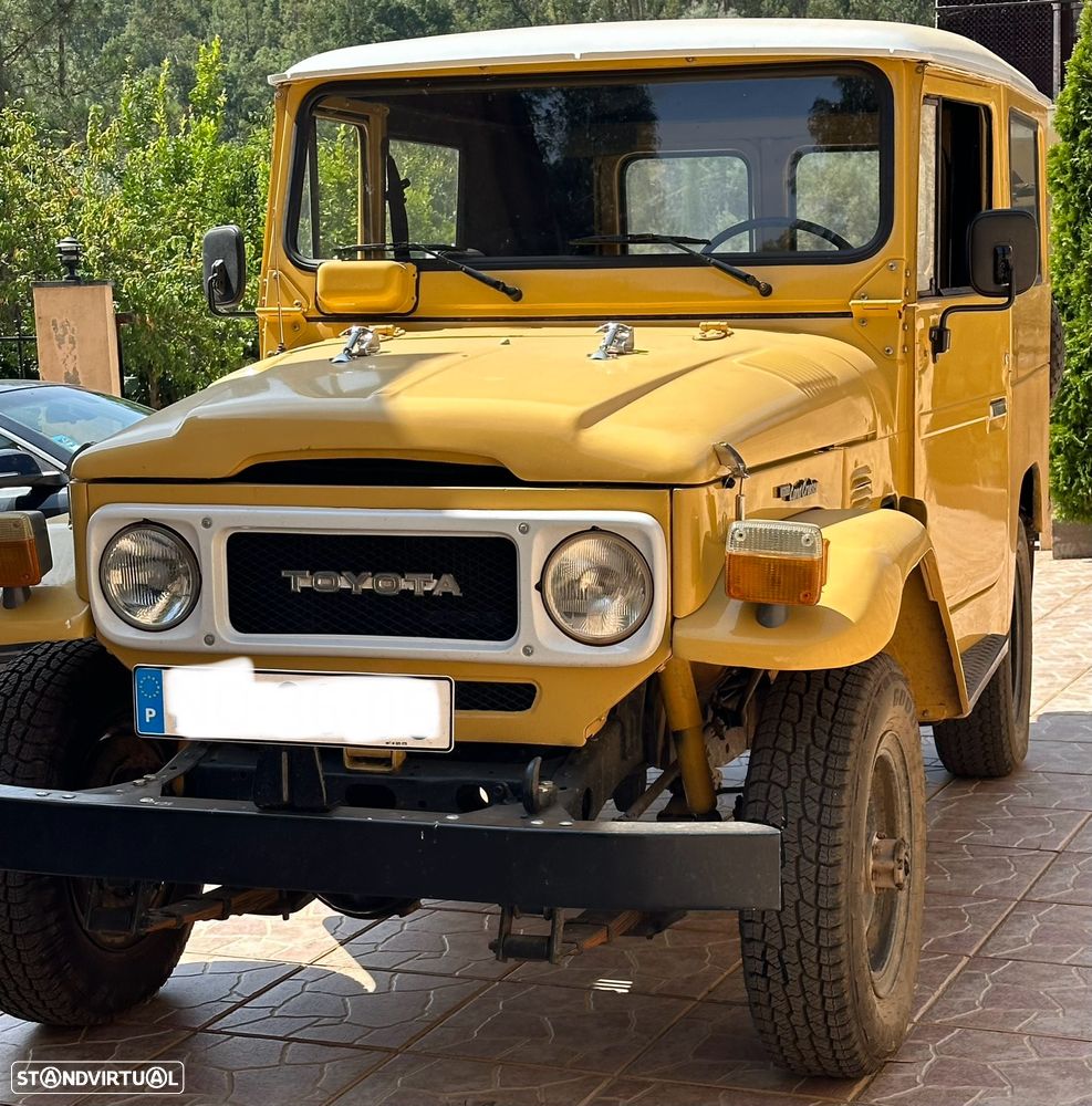 Toyota Land Cruiser - 1