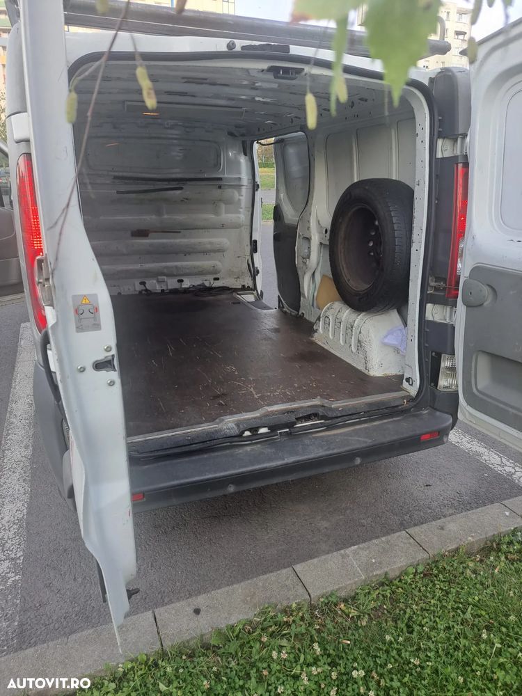 Renault Trafic - 10