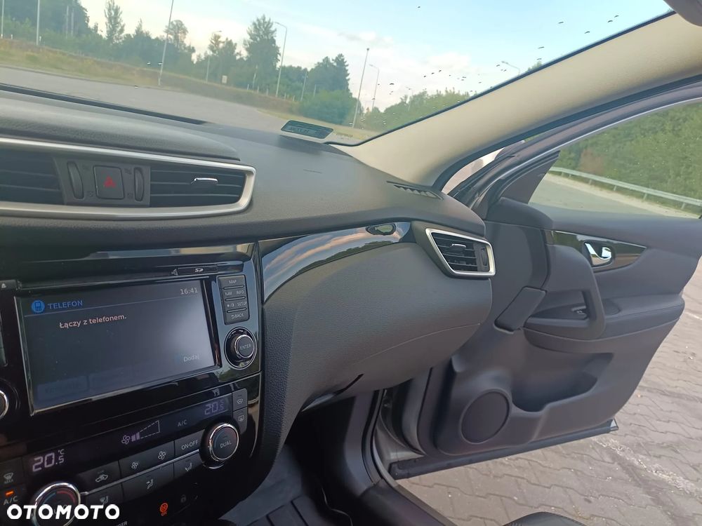 Nissan Qashqai 1.2 DIG-T Tekna - 26