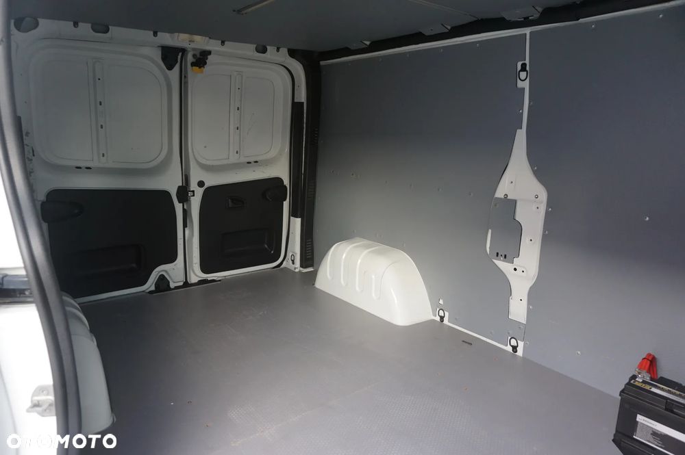 Renault TRAFIC - 18