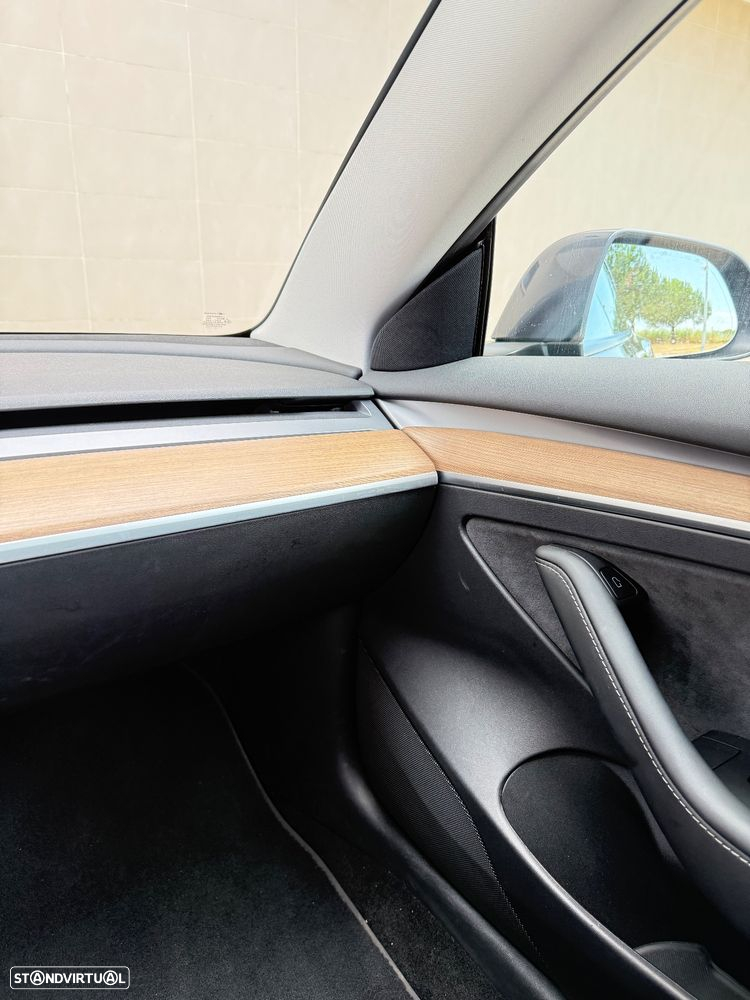 Tesla Model 3 Long Range Tração Integral - 19