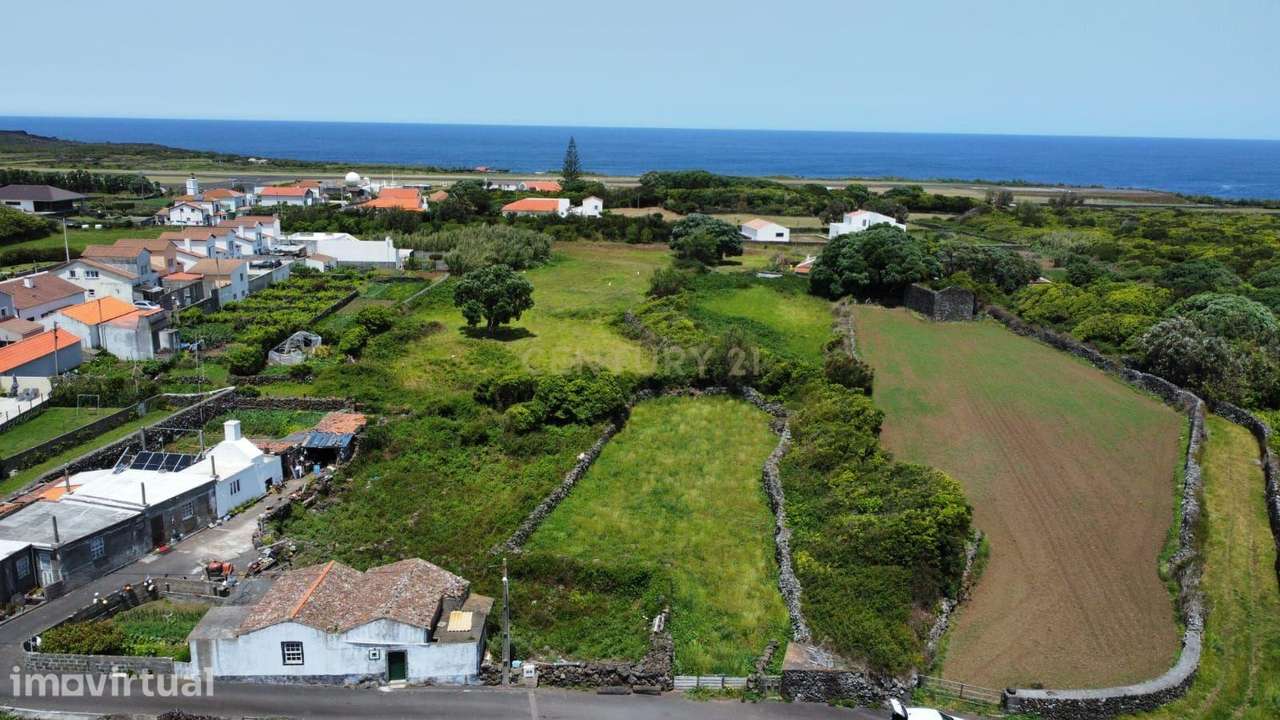 Terreno Rústico em Santa Cruz da Graciosa com Vista Mar - Grande imagem: 2/6