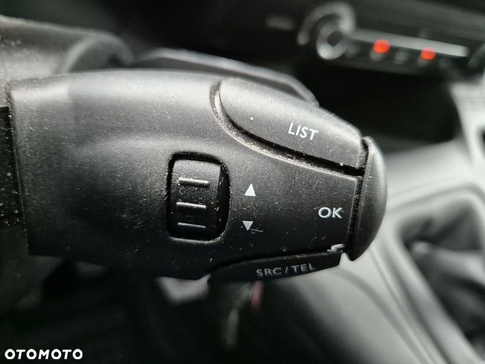 Toyota Proace City Verso 1.2 D-4T Business - 19