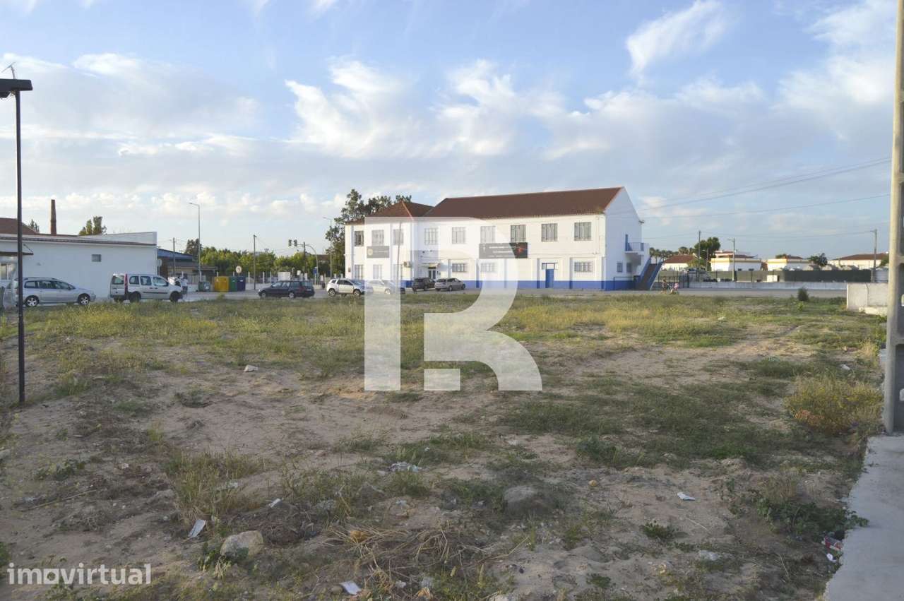 Terreno Urbano para Arrendamento em Salvaterra de Magos - Grande imagem: 3/9