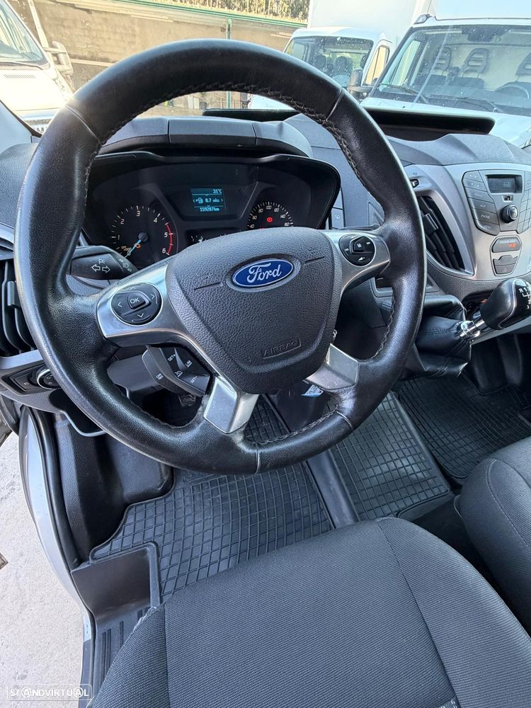 Ford Transit Custom - 9 Lugares - 14