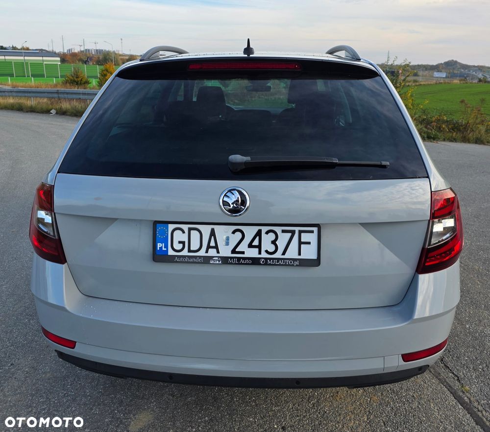 Toyota Avensis Touring Sports 1.8 Multidrive S Executive - 6
