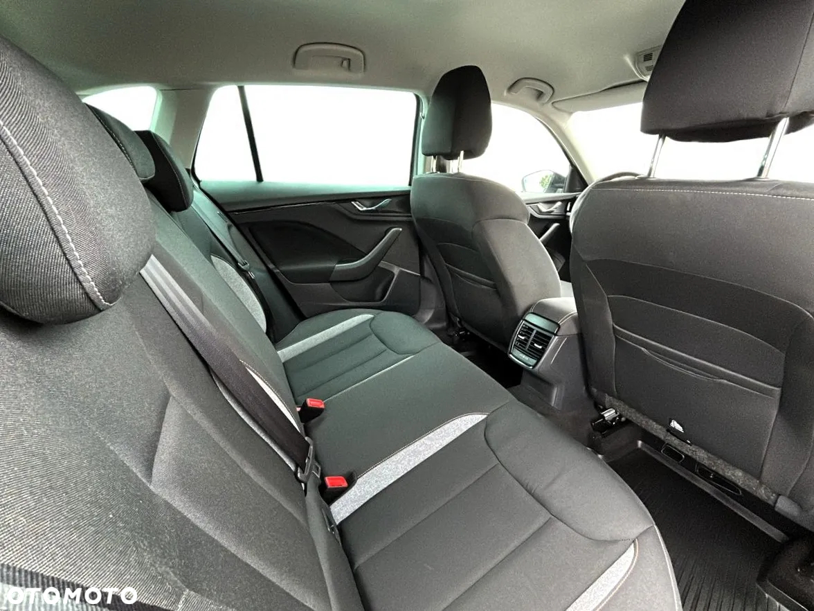 Skoda Scala 1.0 TSI Selection DSG - 19