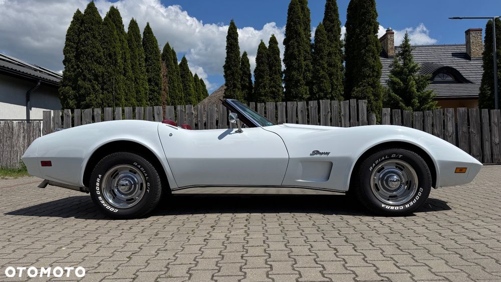 Chevrolet Corvette - 11