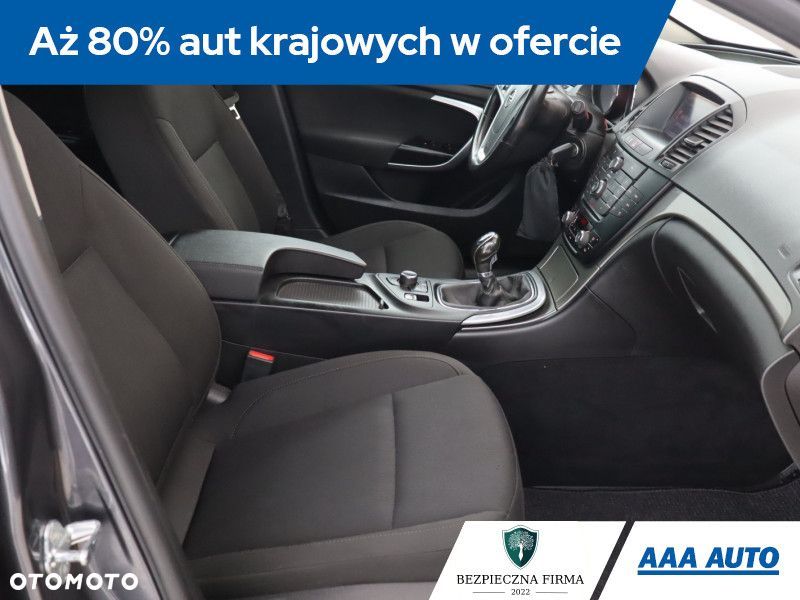 Opel Insignia - 11