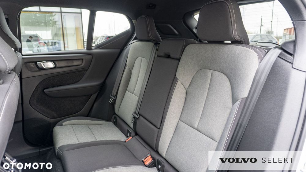 Volvo XC 40 - 11