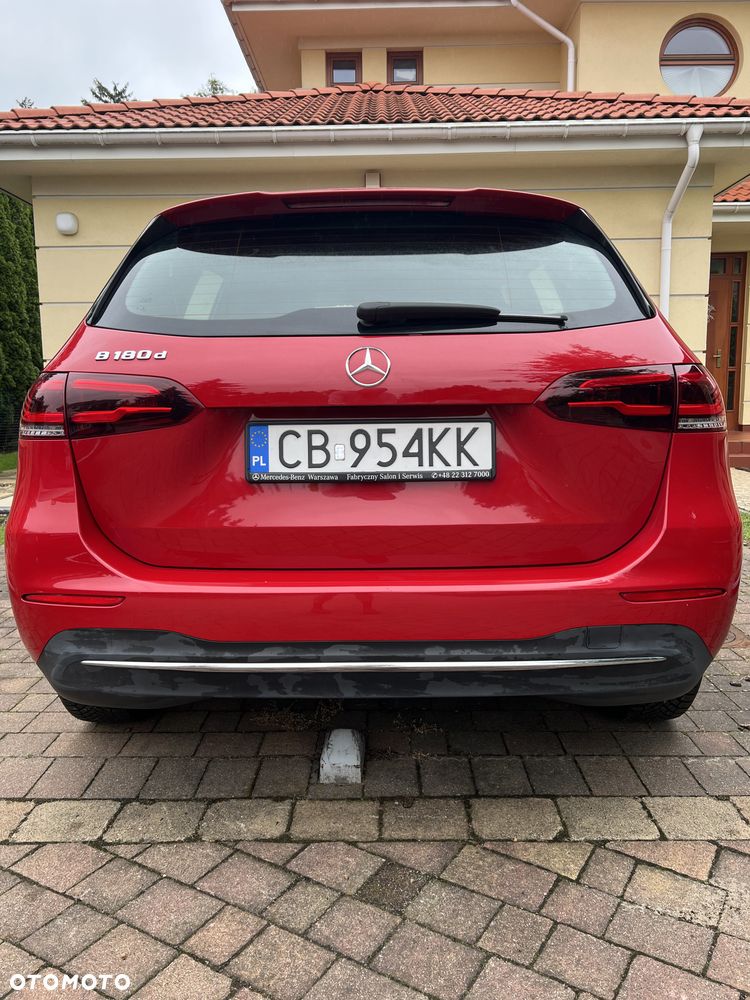 Mercedes-Benz Klasa B 180 d Style 7G-DCT - 5