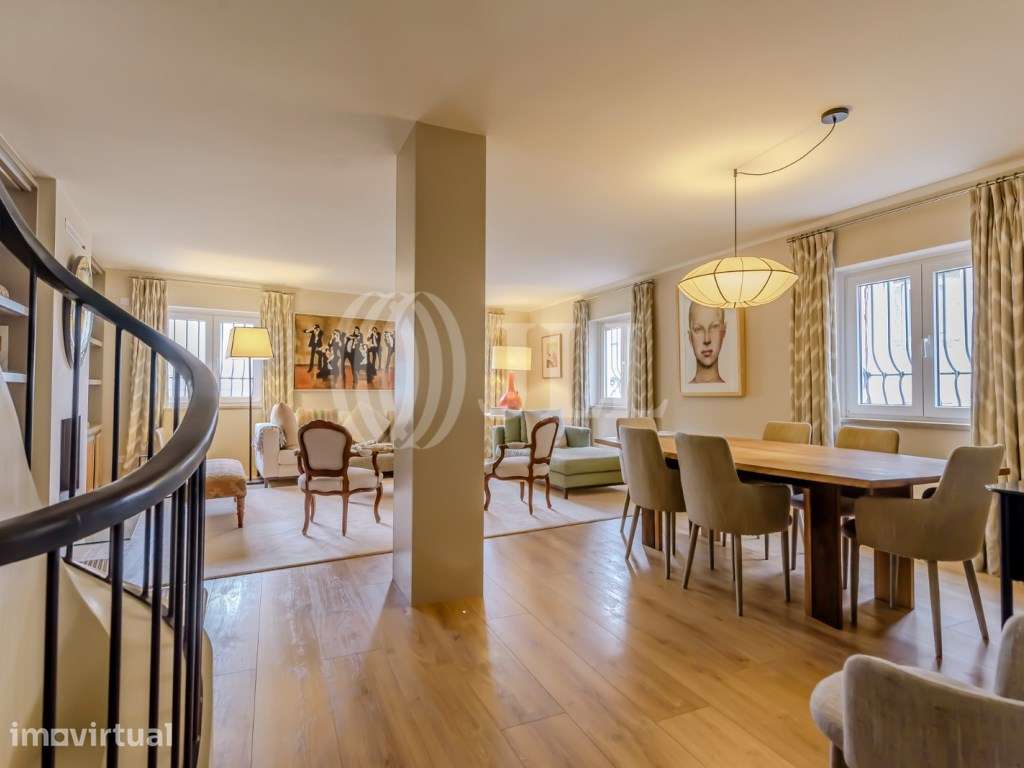 Apartamento T5+1 triplex, na Lapa, em Lisboa - Grande imagem: 2/33