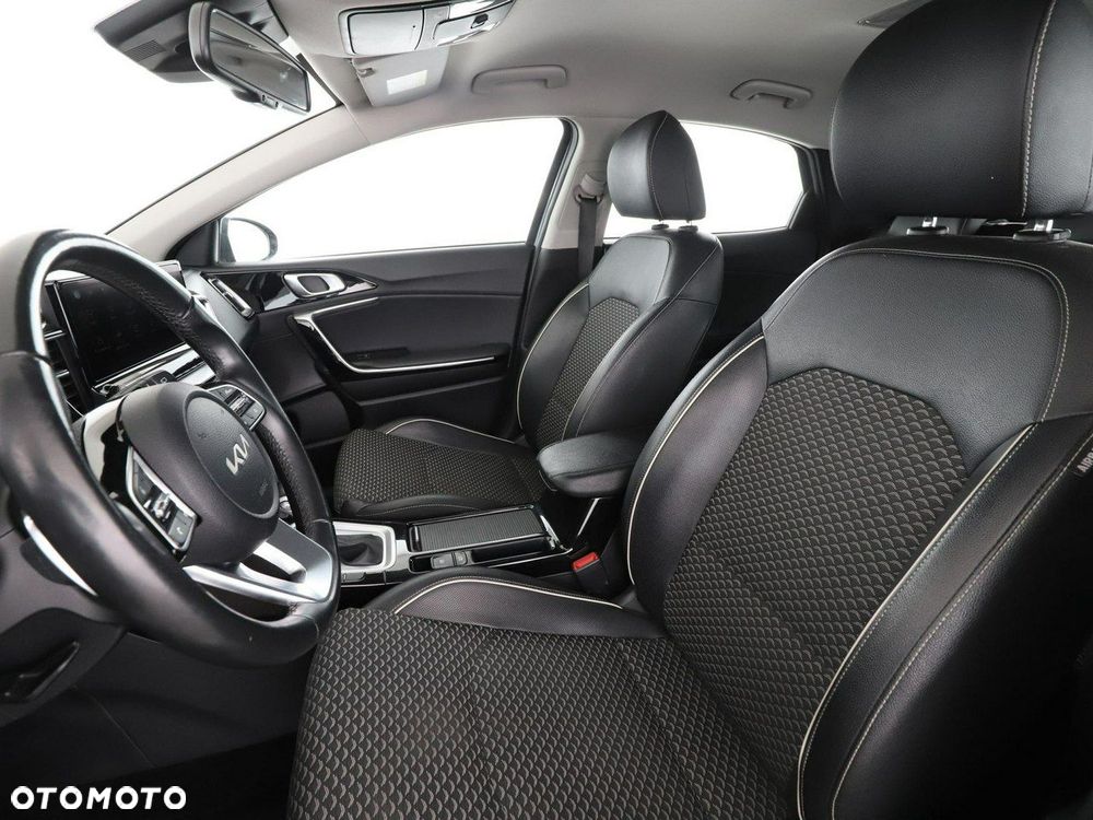 Kia XCeed 1.6 GDI DCT6 OPF Inspiration - 15