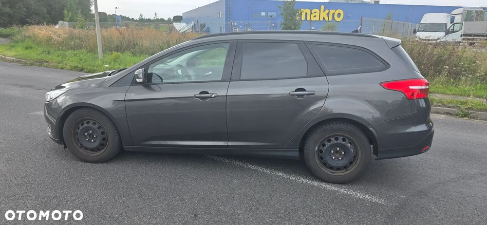 Ford Focus 1.0 EcoBoost Titanium - 13