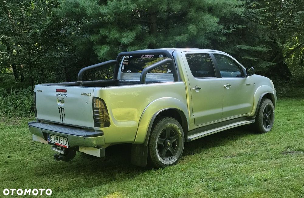 Toyota Hilux 3.0 D-4D Sol - 4