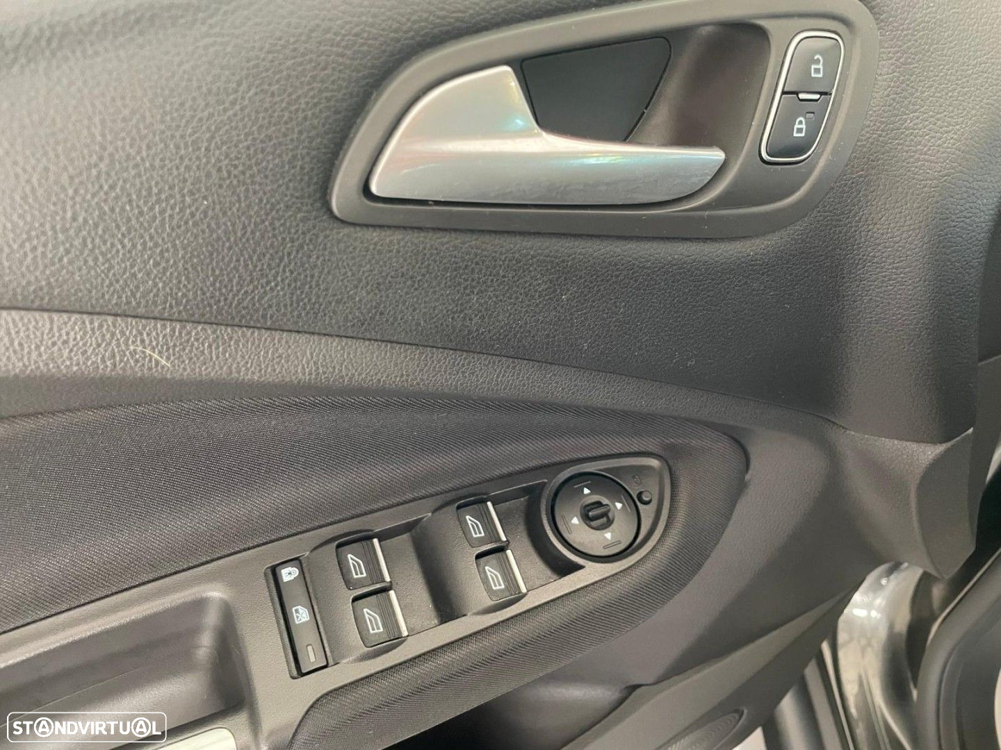 Ford C-Max 1.5 TDCi Titanium S/S - 19