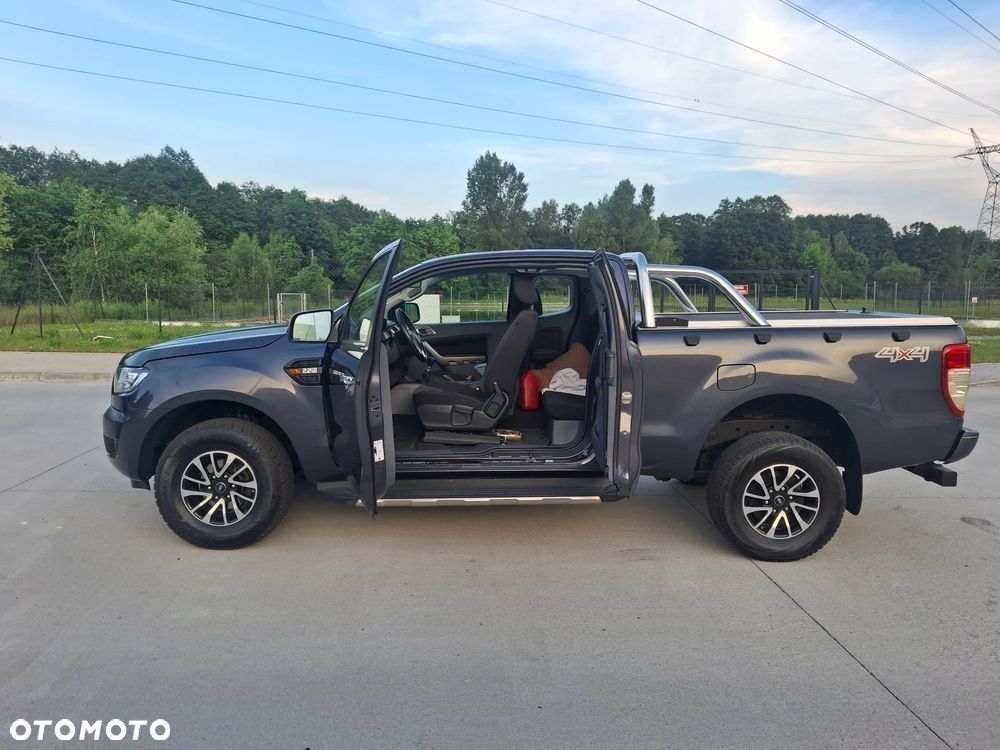 Ford Ranger 2.2 TDCi 4x4 DC XLT - 12
