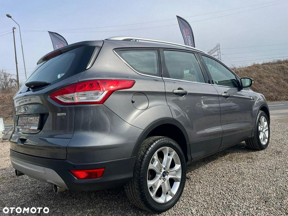 Ford Kuga 1.6 EcoBoost 2x4 Titanium - 33