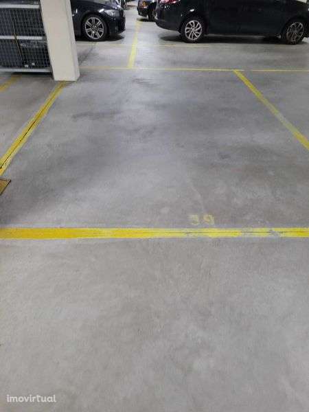 Lugares Garagem - Matosinhos - Grande imagem: 2/8