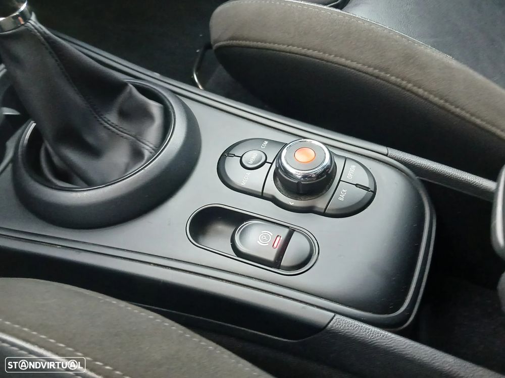 MINI Countryman Cooper SE All4 Aut. - 32