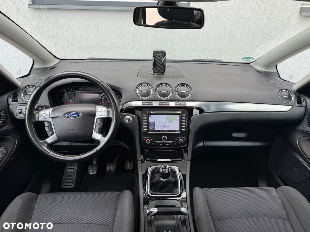 Ford S-Max 2.0 TDCi DPF Titanium - 19