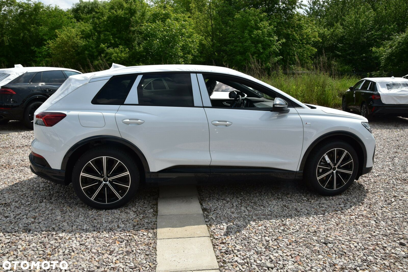 Audi Q4 e-tron - 5