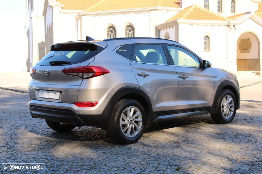 Hyundai Tucson 1.7 CRDi Creative Plus - 23