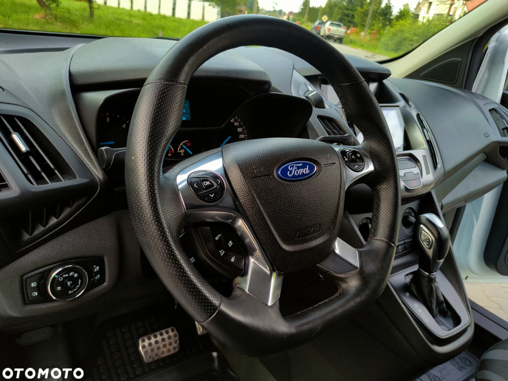 Ford Connect - 27