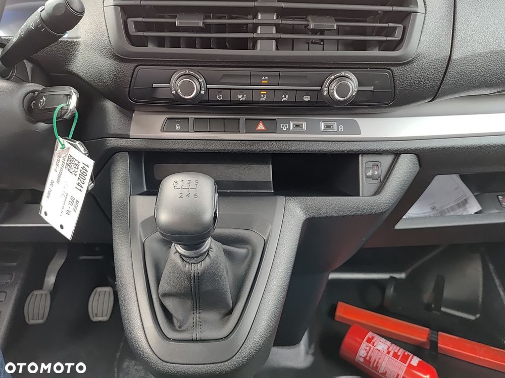 Opel Vivaro Nowy Vivaro Furgon Brygadowy Flex Extra Long 2.0d 144 KM MT6 - 33