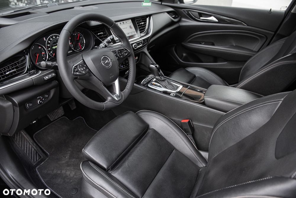 Opel Insignia 2.0 T 4x4 Innovation S&S - 20
