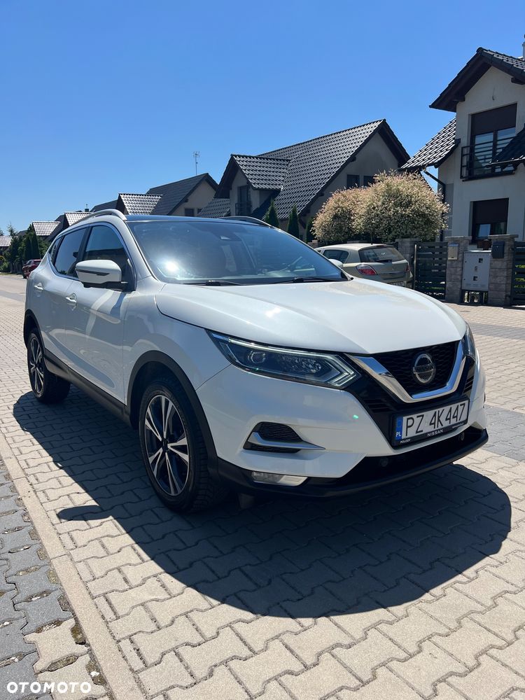 Nissan Qashqai 1.3 DIG-T N-Connecta DCT - 2