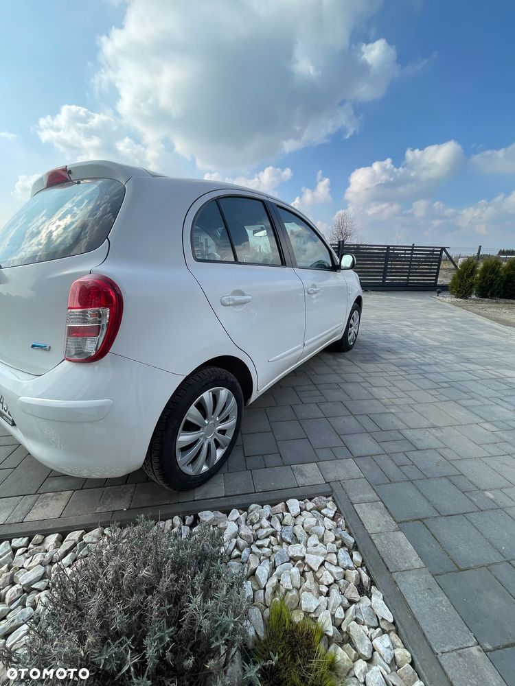 Nissan Micra 1.2 Bild der Frau - 9