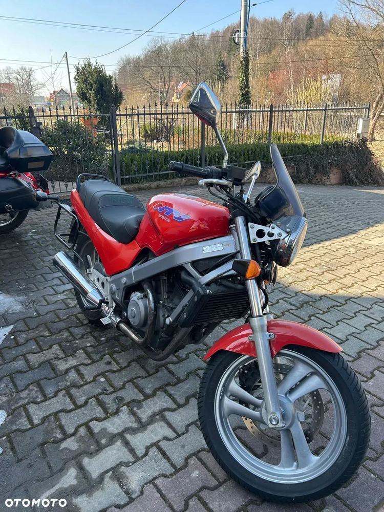 Honda NTV - 1